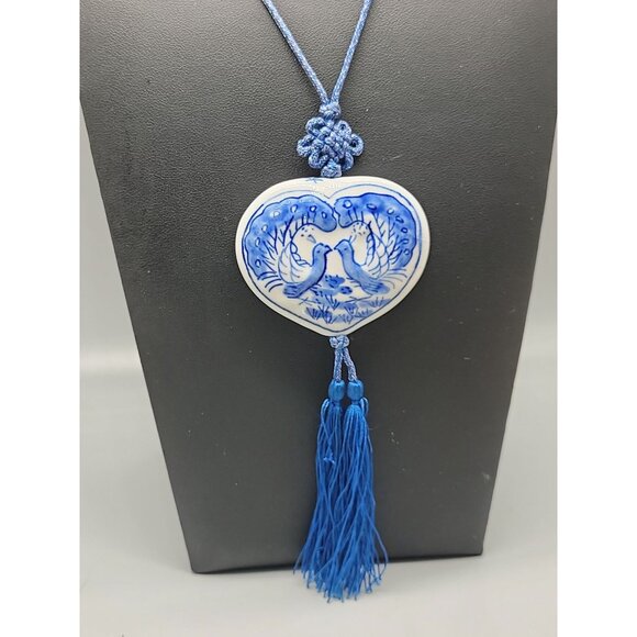 Flow Blue Peacock Love Ceramic Heart Pendant Necklace Vintage 26" Cord & Tassel - Picture 5 of 13